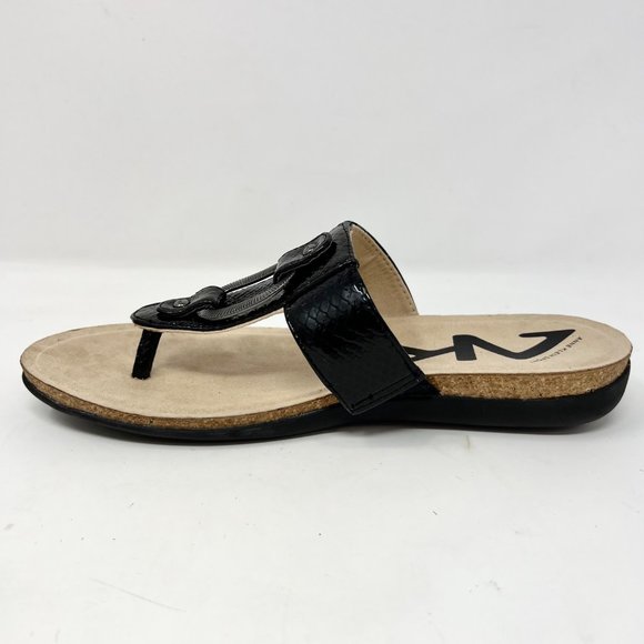 Ann Klein Quela‎ Faux Leather Black Sandal Flip Flop Thong Size 9M - Picture 5 of 11
